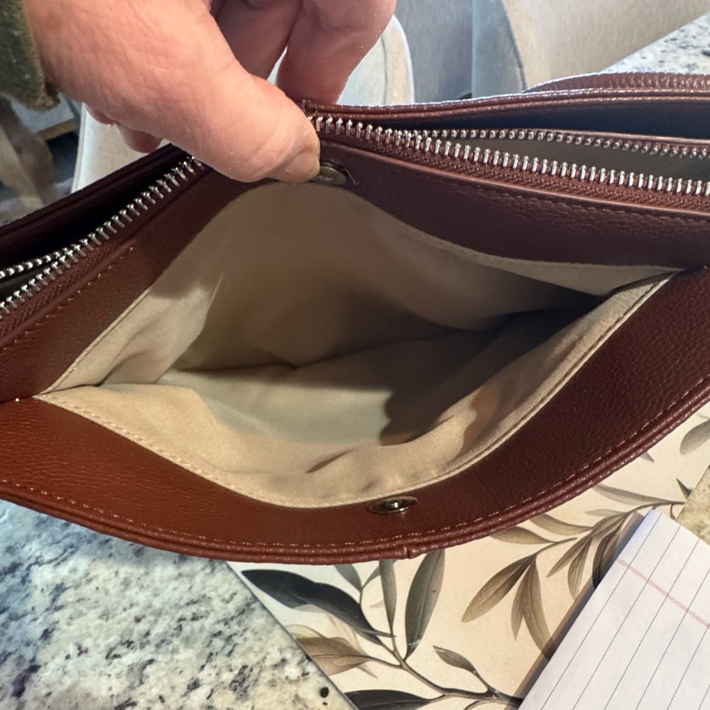 Befen Genuine Leather Shoulder Bag/Crossbody Hobo Bag with 2 removable straps - Picture 7 of 15